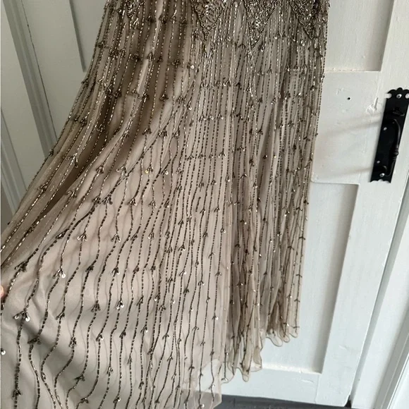 Mother of the Bride/Groom Gown - PisarroNights Size 8. - Picture 7 of 12